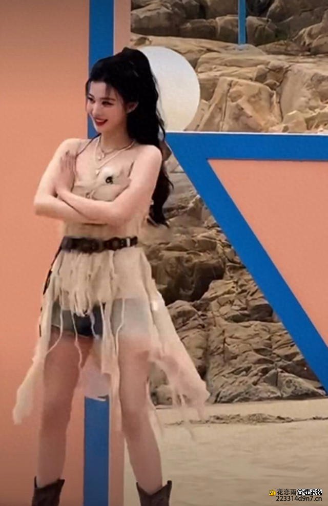 同是94斤左右，王楚然白鹿章若楠上跑男，谁更魁